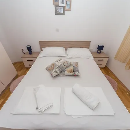Jukic Apartment Sveti Filip i Jakov